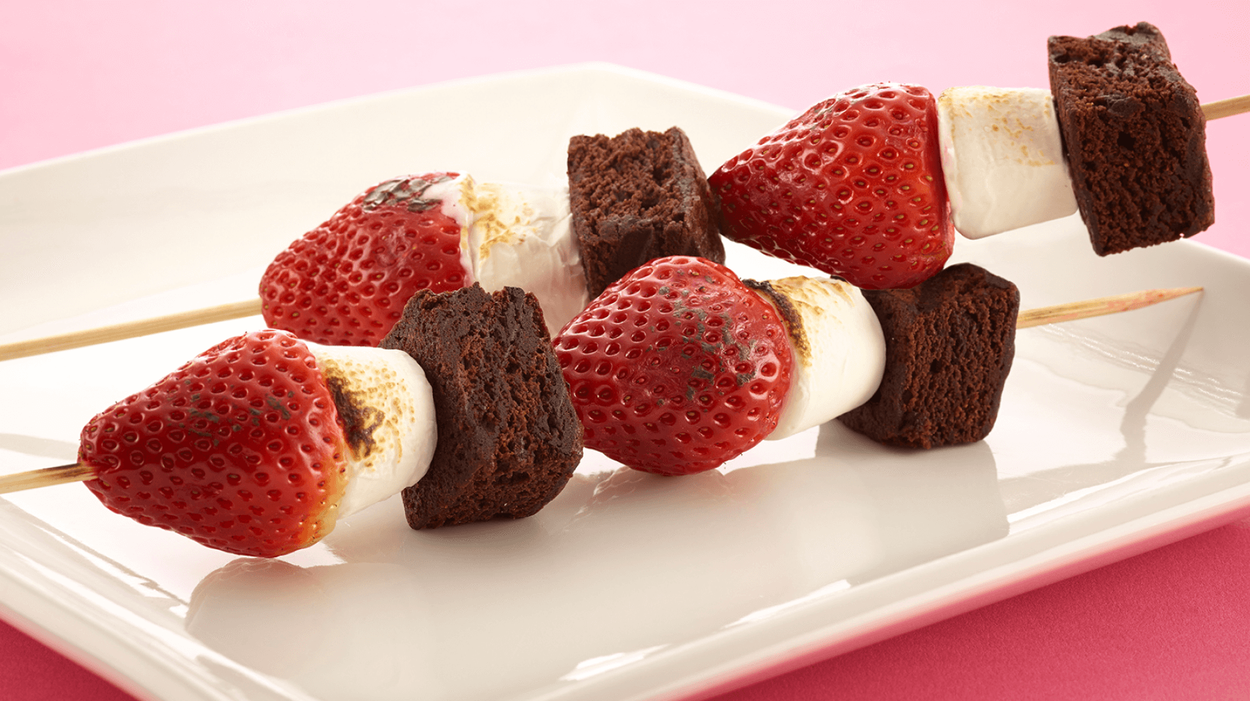 Brownie Marshmallow Strawberries