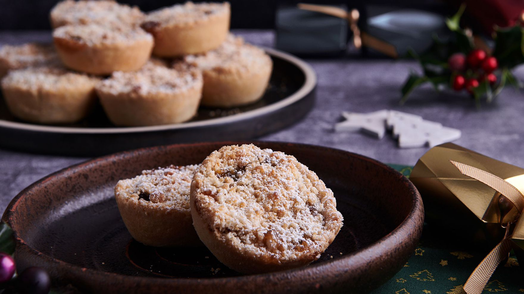 Premier Foods Foodservice reveals consumer spending plans for the Christmas season