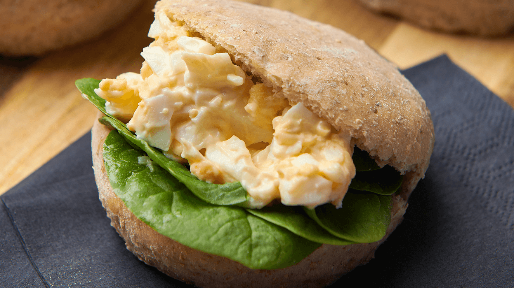 100 Calories Egg Spinach Roll