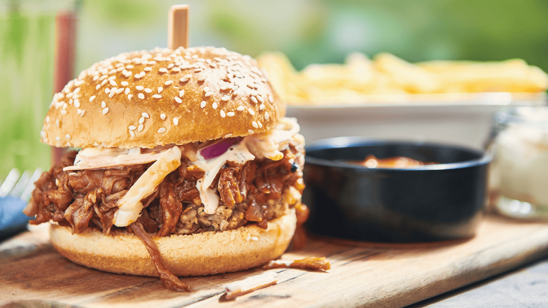 Stuffing Dirty Pulled Pork Burger